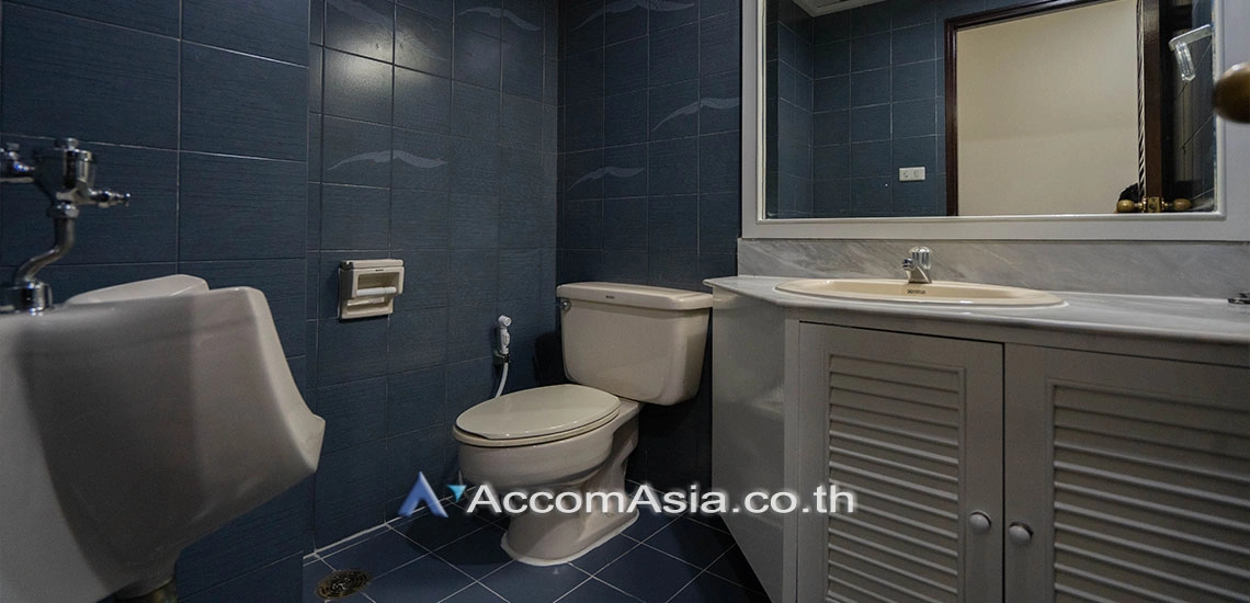 9  3 br Apartment For Rent in Sukhumvit ,Bangkok BTS Phrom Phong at Greenery garden and privacy 13001352