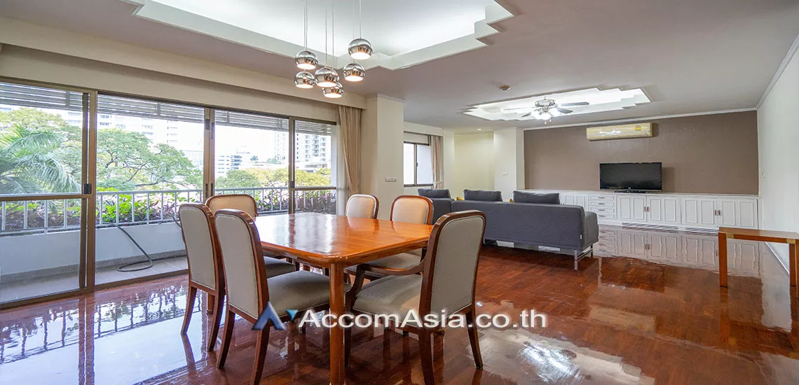 Pet friendly |  3 Bedrooms  Apartment For Rent in Sukhumvit, Bangkok  near BTS Phrom Phong (13001352)