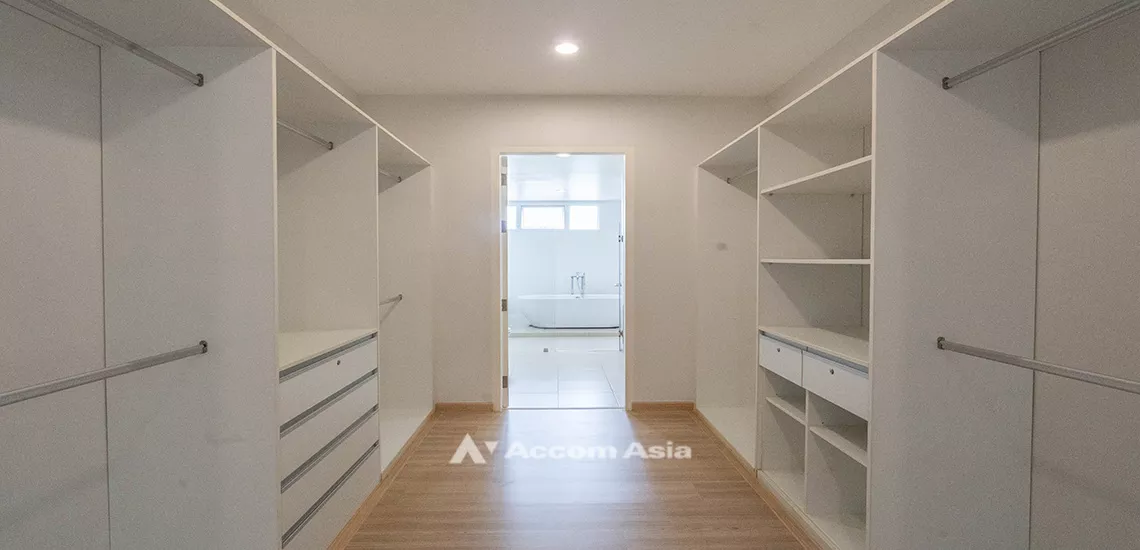 11  4 br Apartment For Rent in Sukhumvit ,Bangkok BTS Thong Lo at Minimalist Contemporary Style 13001369