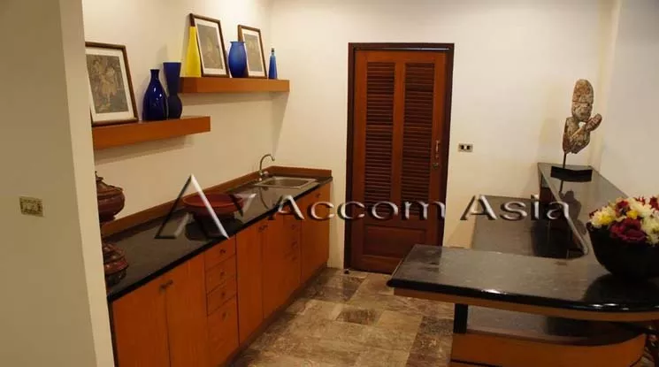  1  3 br Apartment For Rent in Sukhumvit ,Bangkok BTS Phrom Phong at The exclusive private living 13001377