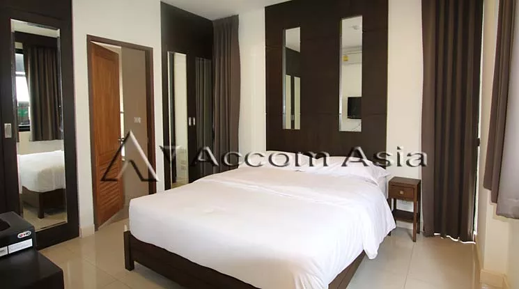 8  2 br Apartment For Rent in Silom ,Bangkok BTS Sala Daeng at Elegantly Furnished 13001385