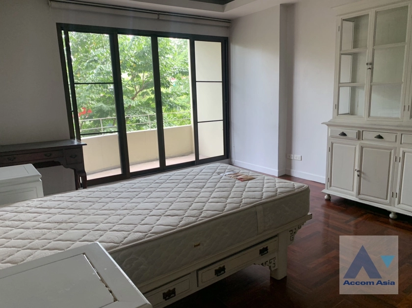 10  3 br Condominium For Rent in Sathorn ,Bangkok MRT Lumphini at Supreme Place 13001417