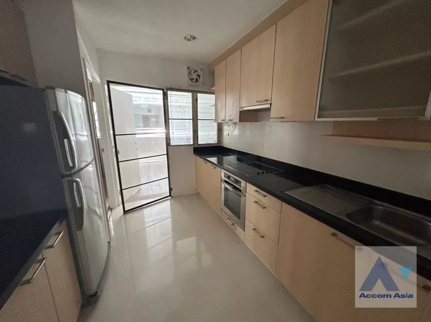 4  3 br Apartment For Rent in Sukhumvit ,Bangkok BTS Phrom Phong at Exclusive private atmosphere 13001421