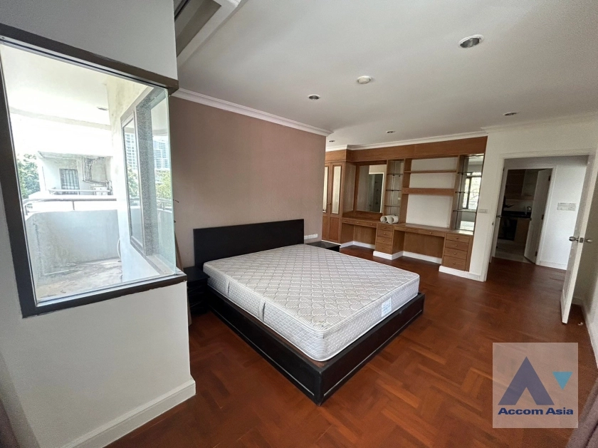 7  3 br Apartment For Rent in Sukhumvit ,Bangkok BTS Phrom Phong at 10 Mins from BTS with Shuttle Bus Service 13001421