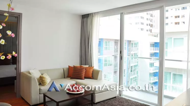 unit 2 Bedrooms  Apartment For Rent in Sukhumvit, Bangkok  near BTS Ekkamai (13001430)
