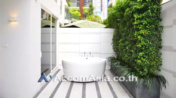  1  1 br Apartment For Rent in Sukhumvit ,Bangkok BTS Ekkamai at Quality Time with Family 13001432