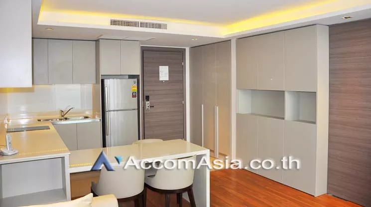 unit 1 Bedroom  Apartment For Rent in Sukhumvit, Bangkok  near BTS Ekkamai (13001432)