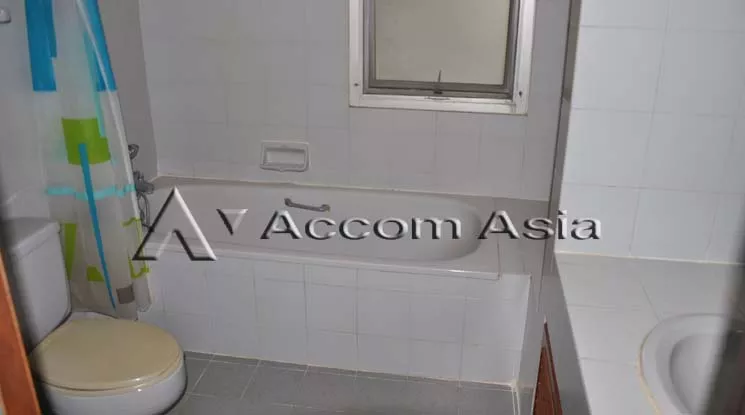 11  4 br Apartment For Rent in Sukhumvit ,Bangkok BTS Asok - MRT Sukhumvit at Newly renovated modern style living place 13001449