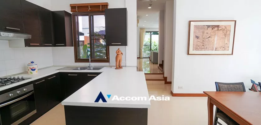 9  3 br House For Rent in Sukhumvit ,Bangkok BTS Phrom Phong at House in Compound 13001450