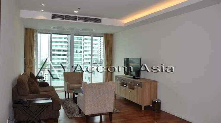 Pet friendly |  2 Bedrooms  Apartment For Rent in Sukhumvit, Bangkok  near BTS Asok - MRT Sukhumvit (13001452)