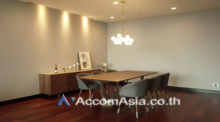 4  2 br Condominium For Rent in Ploenchit ,Bangkok BTS Chitlom at The Park Chidlom 13001494