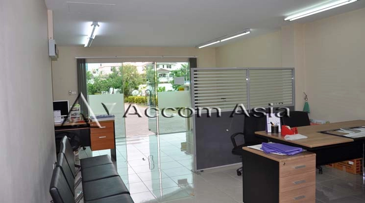  1  4 br Townhouse For Rent in Sukhumvit ,Bangkok BTS Thong Lo at Thonglo Classic Home 13001501