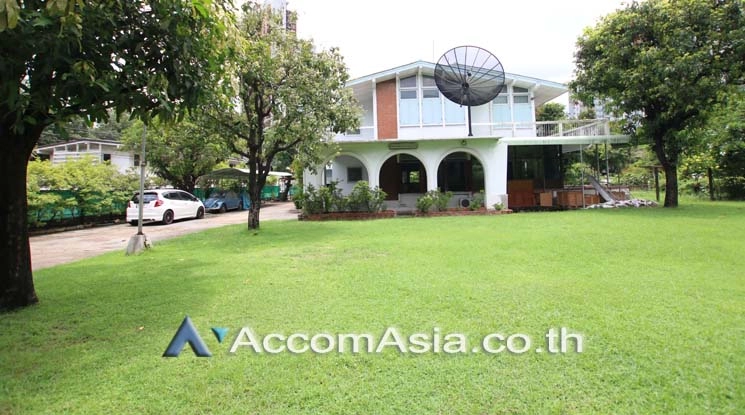  1  4 br House For Rent in Sukhumvit ,Bangkok BTS Phra khanong 13001504
