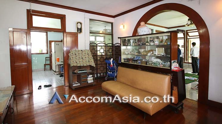 9  4 br House For Rent in Sukhumvit ,Bangkok BTS Phra khanong 13001504