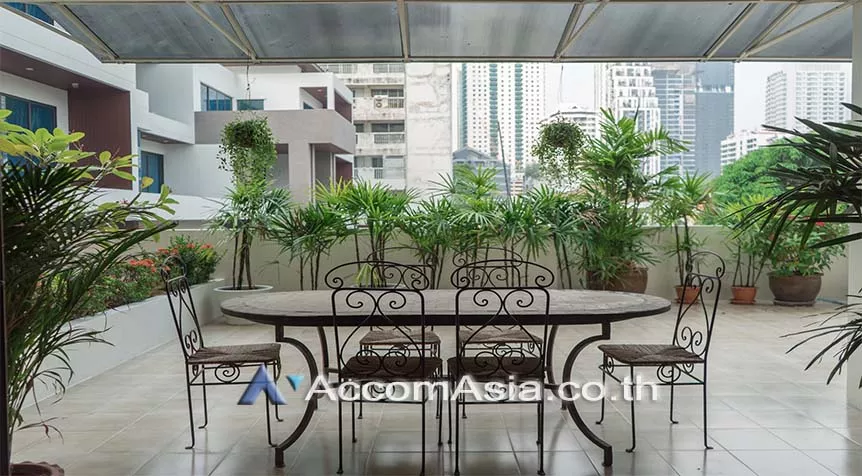 unitHuge Terrace, Pet friendly |  3 Bedrooms  Apartment For Rent in Sukhumvit, Bangkok  near BTS Phrom Phong (10220)