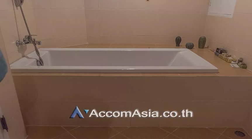10  3 br Apartment For Rent in Sukhumvit ,Bangkok BTS Phrom Phong at A whole floor residence 10220