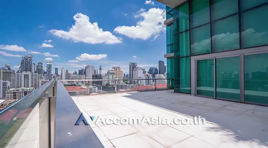 Huge Terrace, Double High Ceiling, Duplex Condo, Penthouse |  2 Bedrooms  Condominium For Rent in Sukhumvit, Bangkok  near BTS Asok (13001569)