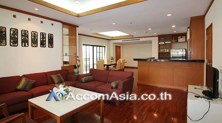  1  3 br Apartment For Rent in Sathorn ,Bangkok BTS Chong Nonsi at Cozy Low-rise Apartment in Sathorn, Walk to BTS 6 mins. 13001586