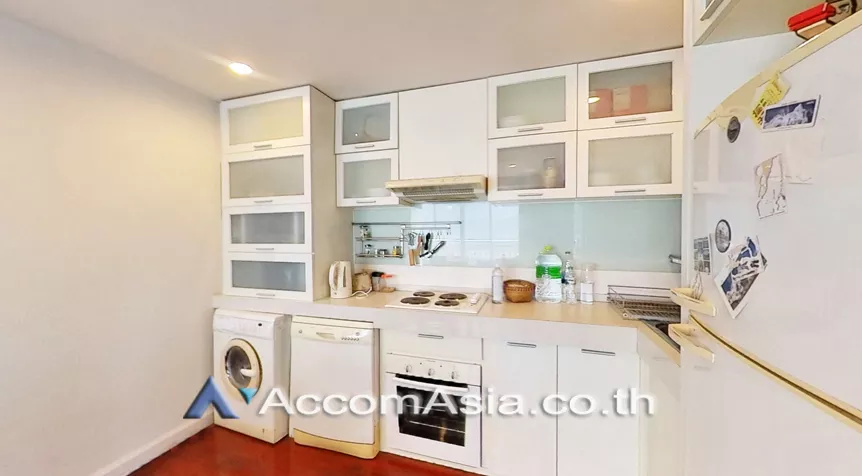 5  2 br Condominium For Sale in Ploenchit ,Bangkok BTS Ratchadamri at Baan Thanon Sarasin 13001591