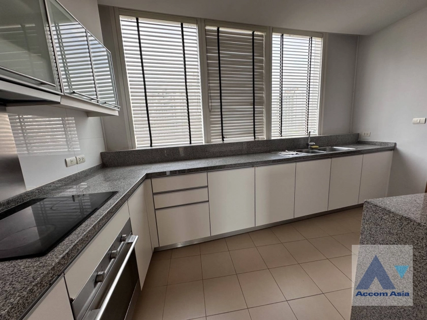 unit 3 Bedrooms  Condominium For Rent & Sale in Sukhumvit, Bangkok  near BTS Asok - MRT Sukhumvit (13001596)