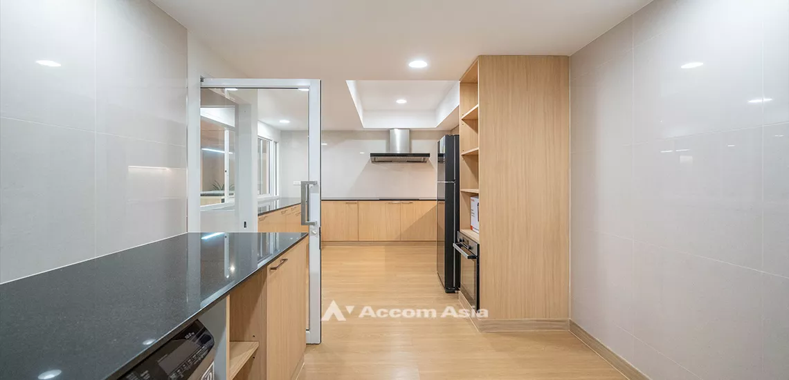 14  3 br Condominium For Rent in Sukhumvit ,Bangkok BTS Phrom Phong at Acadamia Grand Tower 13001640