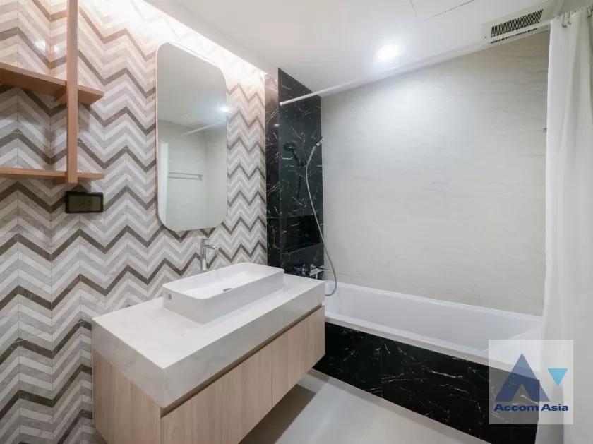 27  3 br Condominium For Rent in Sukhumvit ,Bangkok BTS Phrom Phong at Acadamia Grand Tower 13001640