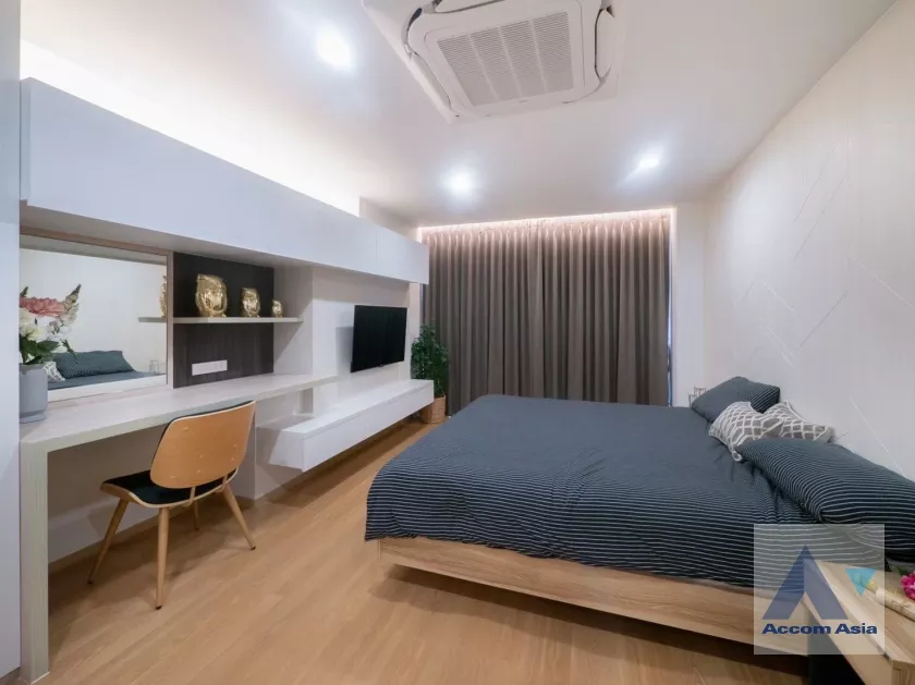19  3 br Condominium For Rent in Sukhumvit ,Bangkok BTS Phrom Phong at Acadamia Grand Tower 13001640