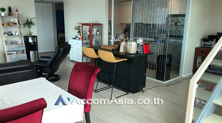 Duplex Condo |  2 Bedrooms  Condominium For Rent in Sukhumvit, Bangkok  near BTS Asok (13001650)