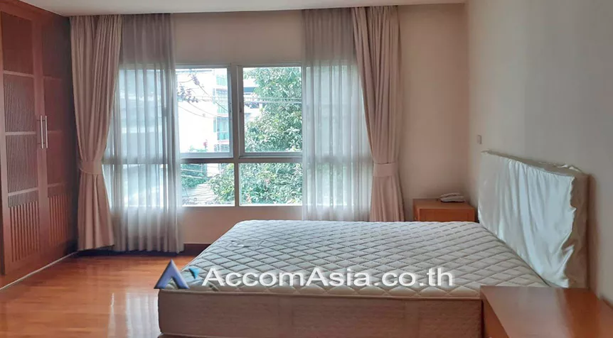 8  3 br Apartment For Rent in Sathorn ,Bangkok BTS Chong Nonsi at Quality Of Living 13001663