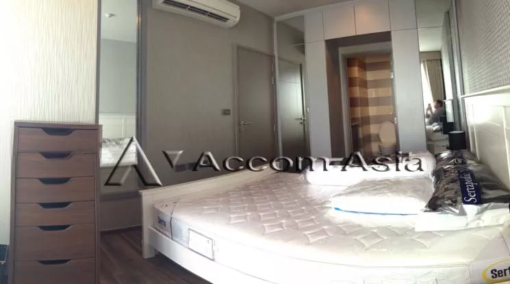 1 Bedroom  Condominium For Rent in Sukhumvit, Bangkok  near BTS Ekkamai (13001669)