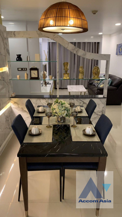 unit 1 Bedroom  Condominium For Rent in Silom, Bangkok  near BTS Chong Nonsi (13001678)