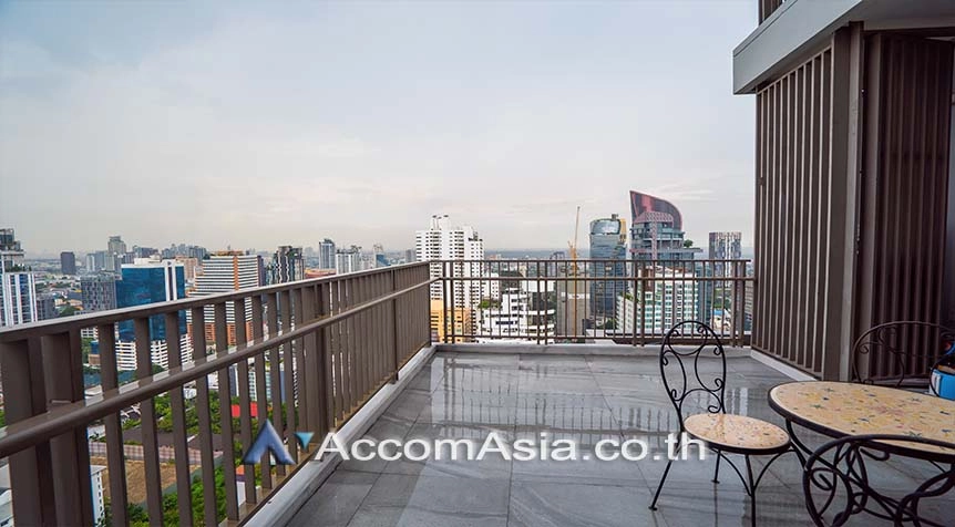 unitHuge Terrace |  3 Bedrooms  Condominium For Rent in Sukhumvit, Bangkok  near BTS Thong Lo (13001691)