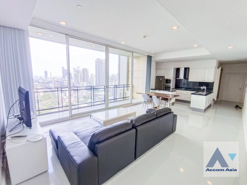 unit 2 Bedrooms  Condominium For Sale in Sukhumvit, Bangkok  near BTS Phrom Phong (13001726)