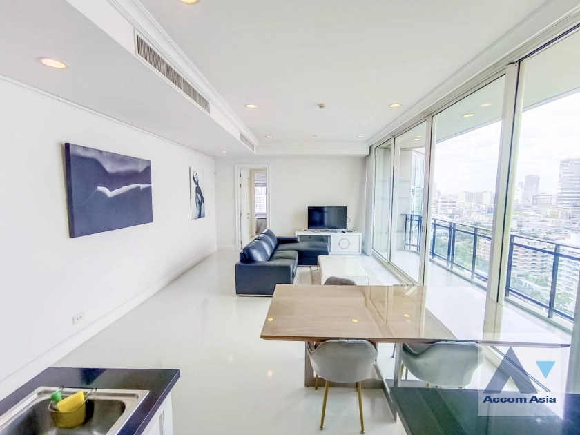  2 Bedrooms  Condominium For Rent & Sale in Sukhumvit, Bangkok  near BTS Phrom Phong (13001726)