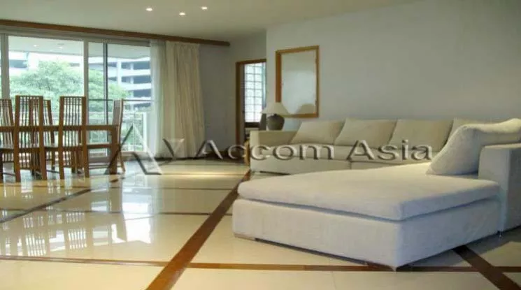 Pet friendly |  Exclusive Privacy Residence Apartment  3 Bedroom for Rent MRT Lumphini in Sathorn Bangkok