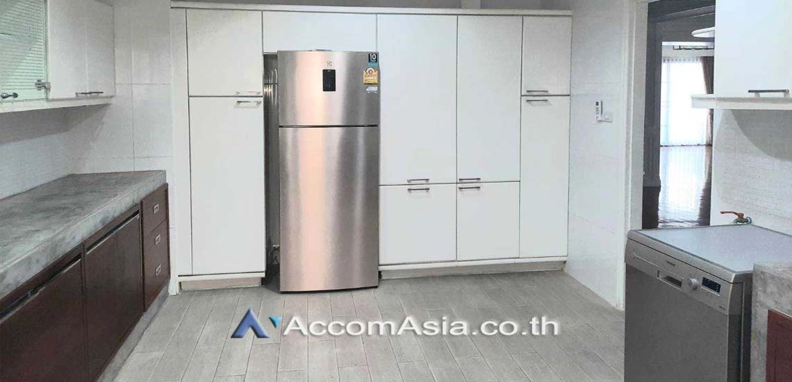 6  4 br Condominium For Rent in Sukhumvit ,Bangkok BTS Nana at Tower Park 13001743