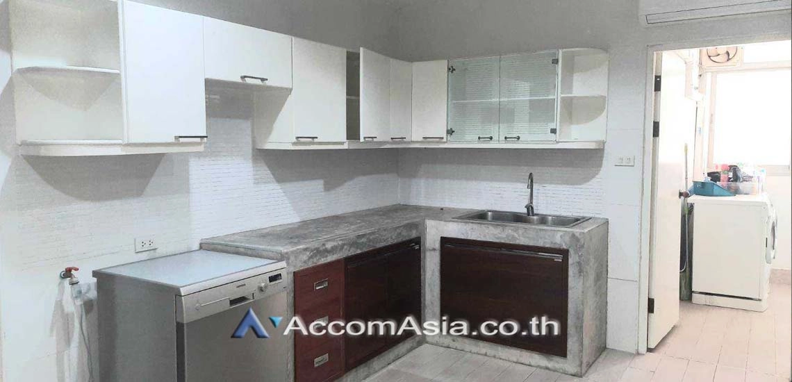 8  4 br Condominium For Rent in Sukhumvit ,Bangkok BTS Nana at Tower Park 13001743