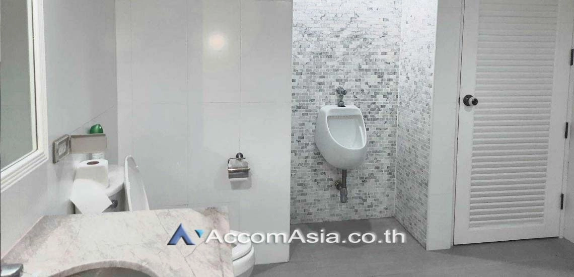 19  4 br Condominium For Rent in Sukhumvit ,Bangkok BTS Nana at Tower Park 13001743