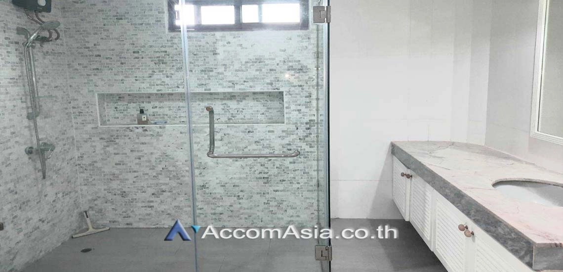 20  4 br Condominium For Rent in Sukhumvit ,Bangkok BTS Nana at Tower Park 13001743