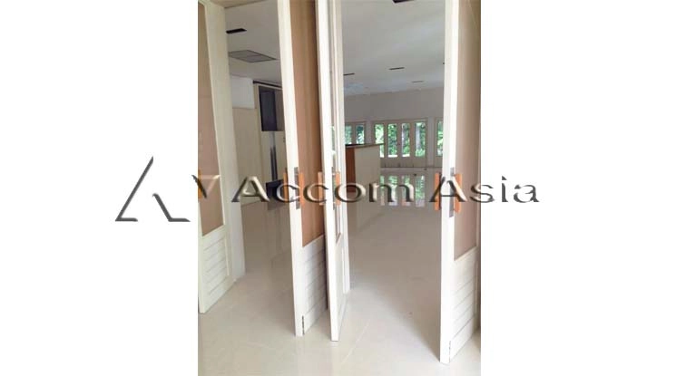 5  5 br House For Rent in Sathorn ,Bangkok MRT Lumphini 13001750