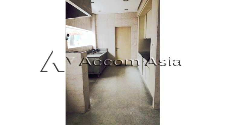 11  5 br House For Rent in Sathorn ,Bangkok MRT Lumphini 13001750