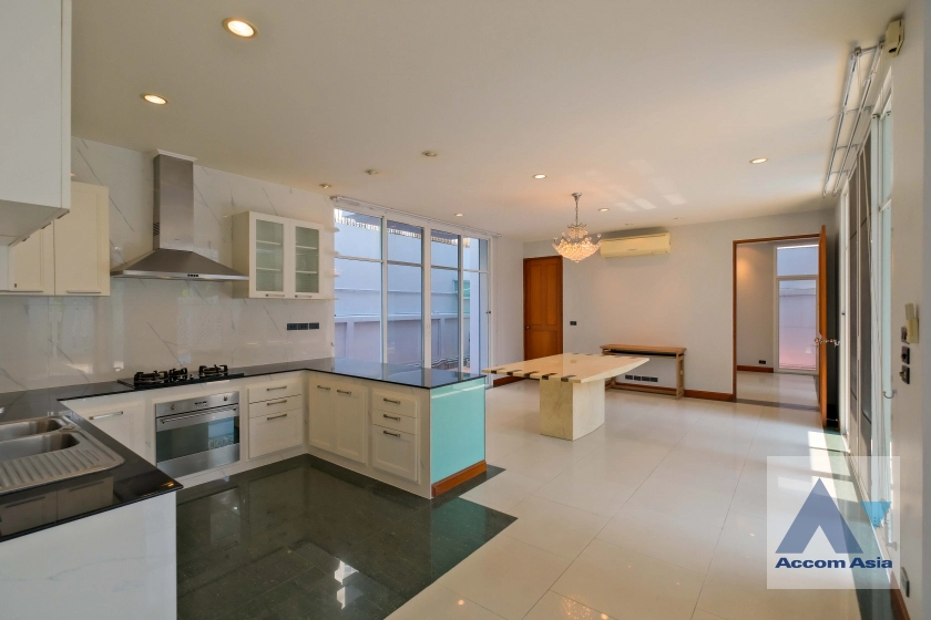  1  5 br House For Rent in sukhumvit ,Bangkok BTS Phrom Phong 13001780