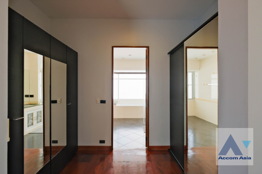 27  5 br House for rent and sale in Sukhumvit ,Bangkok BTS Phrom Phong 13001780