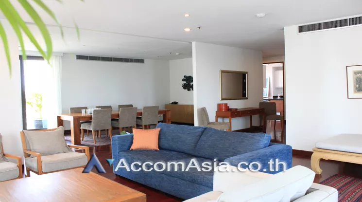  A Unique design and Terrace Apartment  4 Bedroom for Rent BTS Surasak in Silom Bangkok