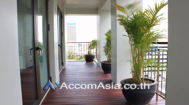11  4 br Apartment For Rent in Silom ,Bangkok BTS Surasak at A Unique design and Terrace 13001794
