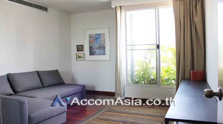 6  4 br Apartment For Rent in Silom ,Bangkok BTS Surasak at A Unique design and Terrace 13001794