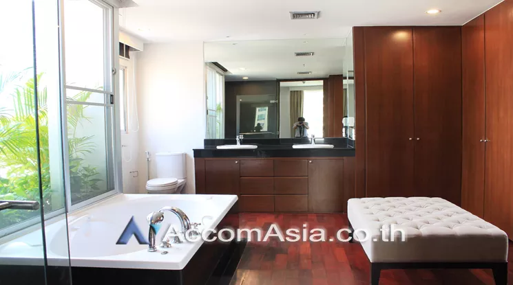 8  4 br Apartment For Rent in Silom ,Bangkok BTS Surasak at A Unique design and Terrace 13001794