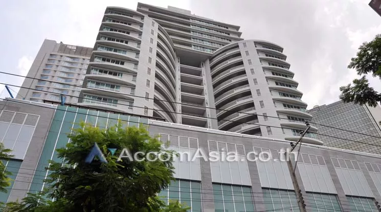 Pet friendly |  3 Bedrooms  Apartment For Rent in Sukhumvit, Bangkok  near BTS Asok - MRT Sukhumvit (13001849)