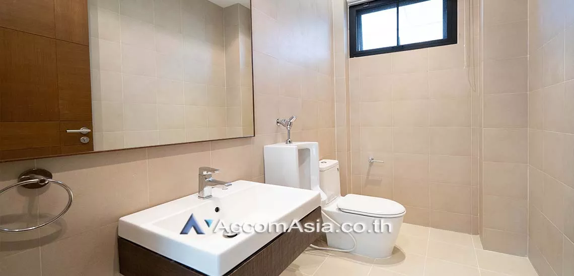 12  3 br House For Rent in Sukhumvit ,Bangkok BTS Thong Lo at Peaceful Living 13001851