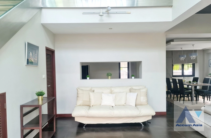 7  3 br House for rent and sale in Sukhumvit ,Bangkok BTS Thong Lo 13001853